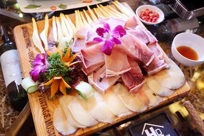 Chương trình "Tri ân khách hàng, tặng lẩu cá khủng" Chương trình "Tri ân khách hàng, tặng lẩu cá khủng"